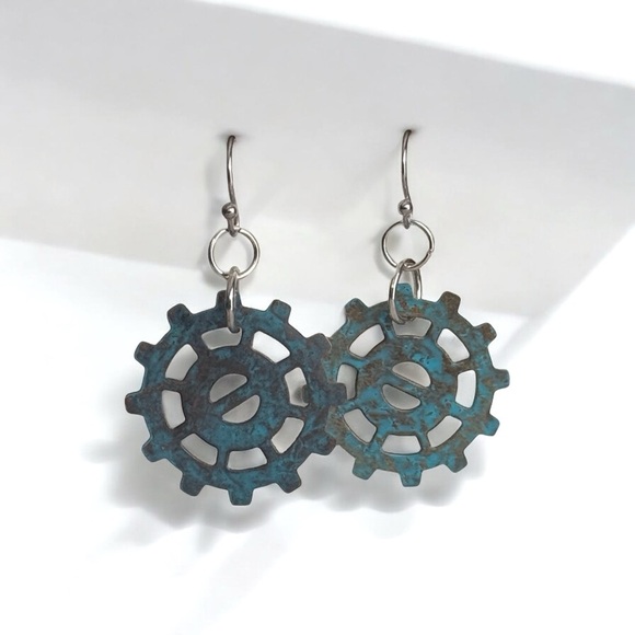 5 For $25💫Steampunk Gears Dangles Earrings - Picture 4 of 4